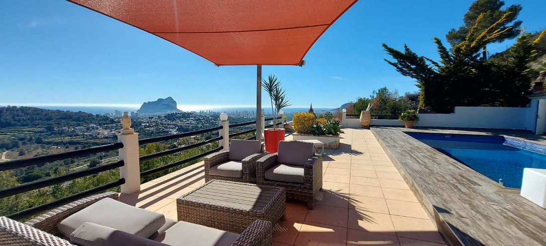 Villa in Calp / Calpe, Valencian Community, Spain 1 - 15454387