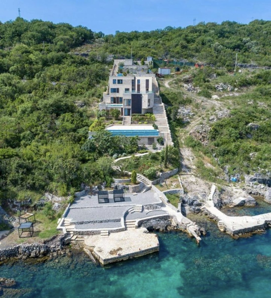 Villa in Krašići, Tivat Municipality, Montenegro 1 - 15453243