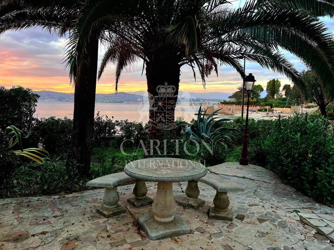 Villa in Antibes, Provence-Alpes-Côte d'Azur, France 3 - 15453519