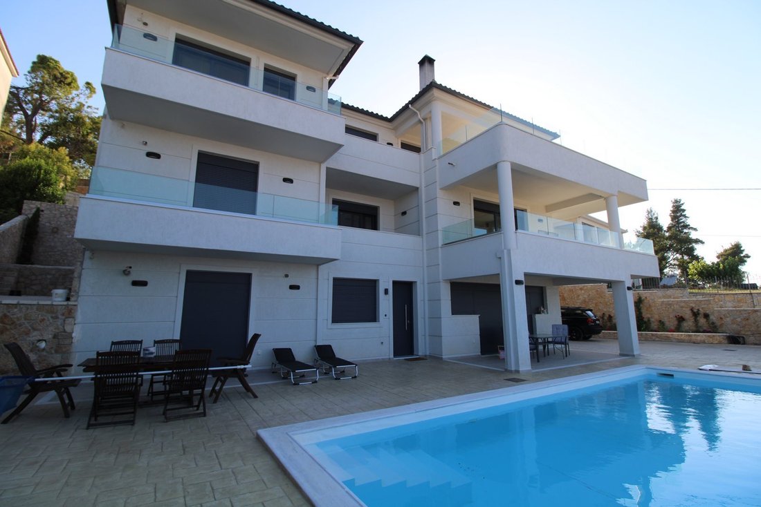Apartment in Oropos, Attica, Greece 2 - 15454154
