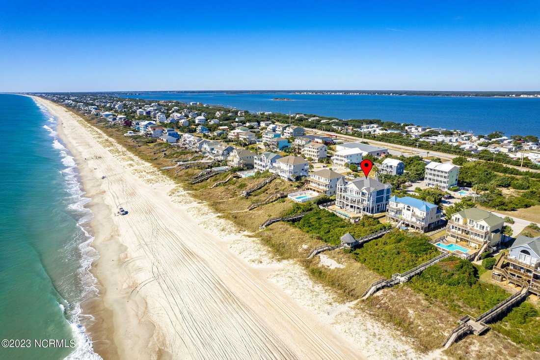 House in Emerald Isle, North Carolina, United States 2 - 15453138
