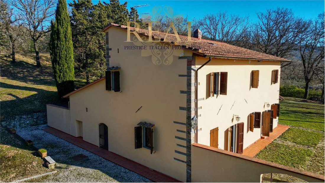 Villa in Scarperia e San Piero, Tuscany, Italy 4 - 15454180