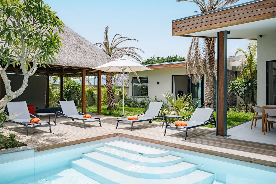Villa in Tamarin, Rivière Noire District, Mauritius 2 - 15453077