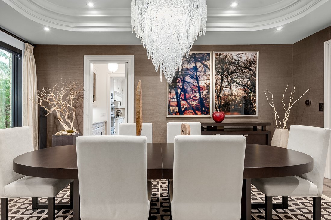 House in Toronto, Ontario, Canada 5 - 15454276