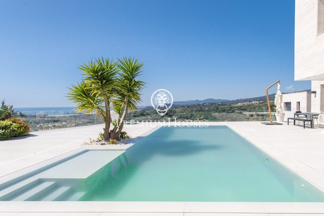 House in Sant Vicenc de Montalt, Catalonia, Spain 3 - 15455332