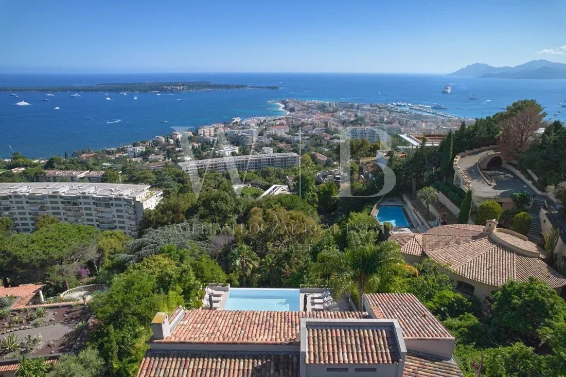 Villa in Cannes, Provence-Alpes-Côte d'Azur, France 4 - 15453800