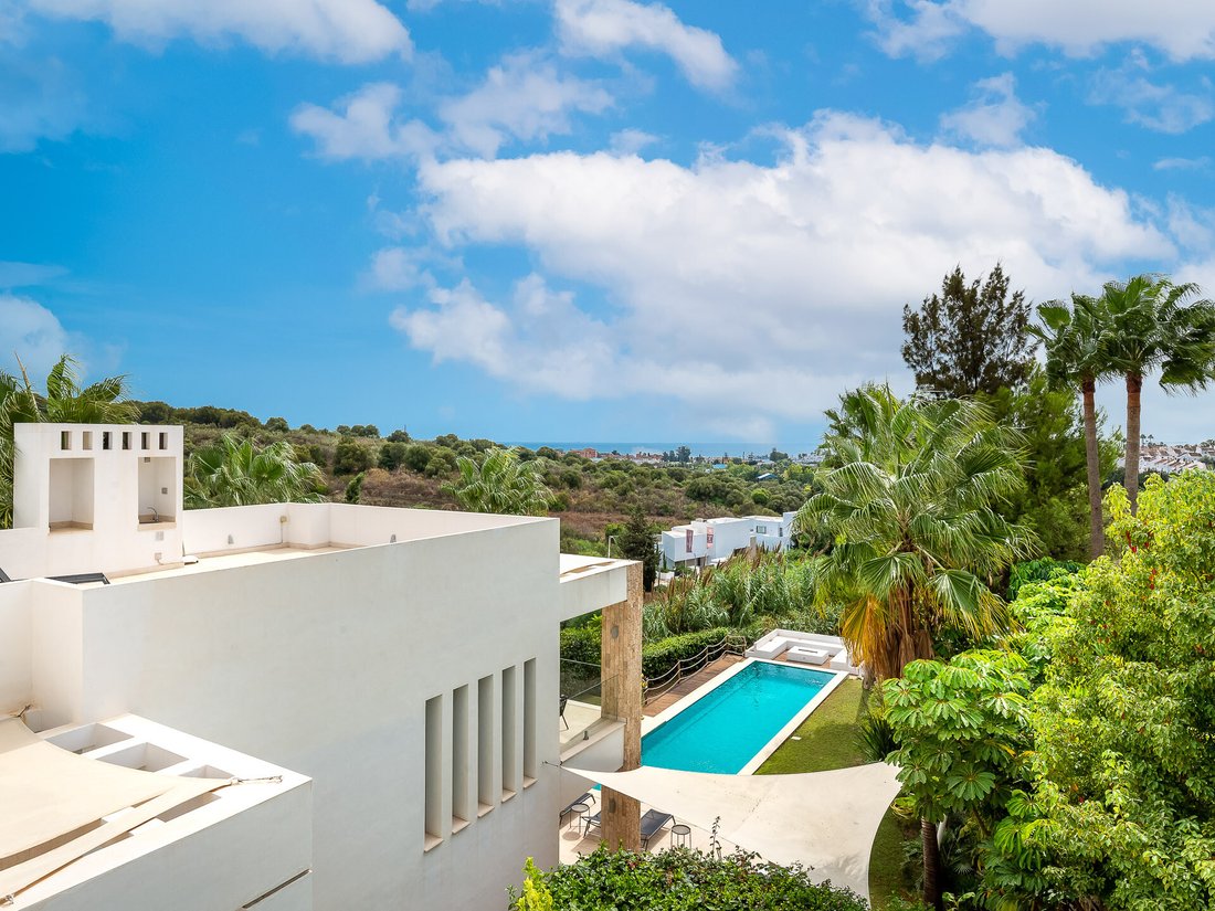Villa in El Paraíso, Benahavis, Spain 2 - 15454517