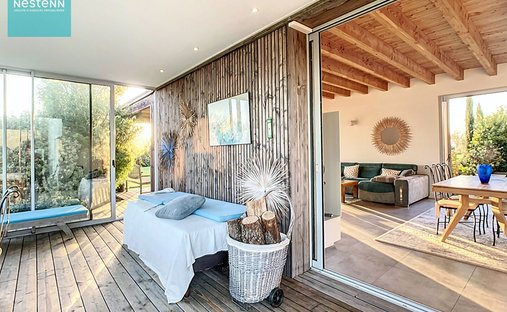 Château Villefranche De Lauragais 800.0 Sqm 12 Bedrooms