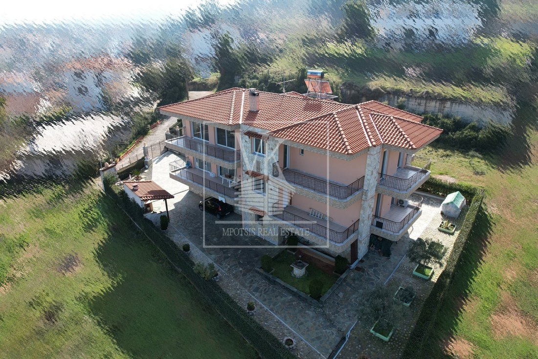House in Oropos, Attica, Greece 1 - 15454226