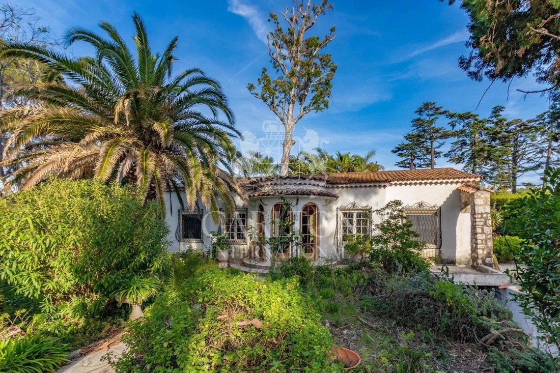 Villa in Antibes, Provence-Alpes-Côte d'Azur, France 2 - 15453519