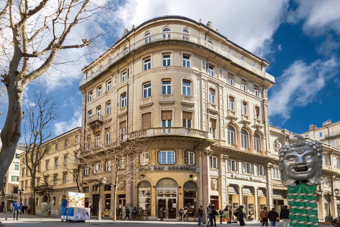 Barriera Nuova, Trieste, Italy 4 - 15454842