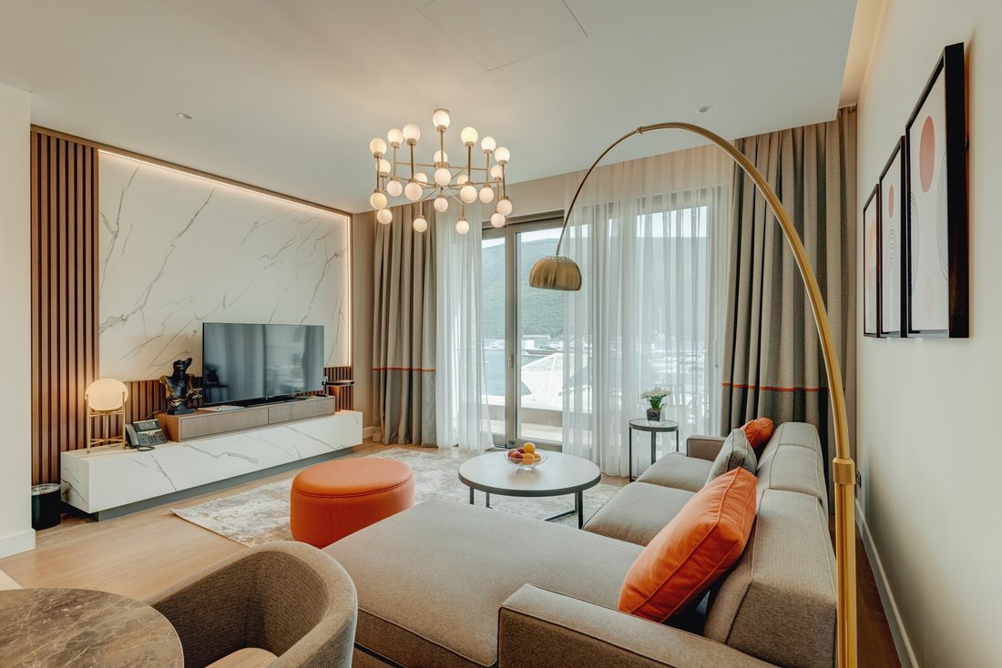 Apartment in Herceg Novi, Herceg Novi Municipality, Montenegro 3 - 15453311