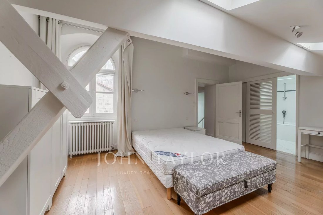 Apartment in Hôtel de Ville-Quinconce-Saint Seurin-Fondaudège, Bordeaux, France 3 - 15452677