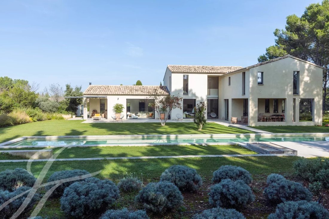 House in Eygalières, Provence-Alpes-Côte d'Azur, France 1 - 15452602