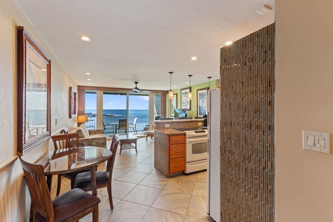 House in Lahaina, Hawaii, United States 5 - 15454969
