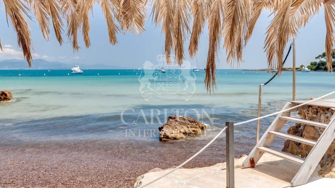 Villa in Antibes, Provence-Alpes-Côte d'Azur, France 5 - 15453518