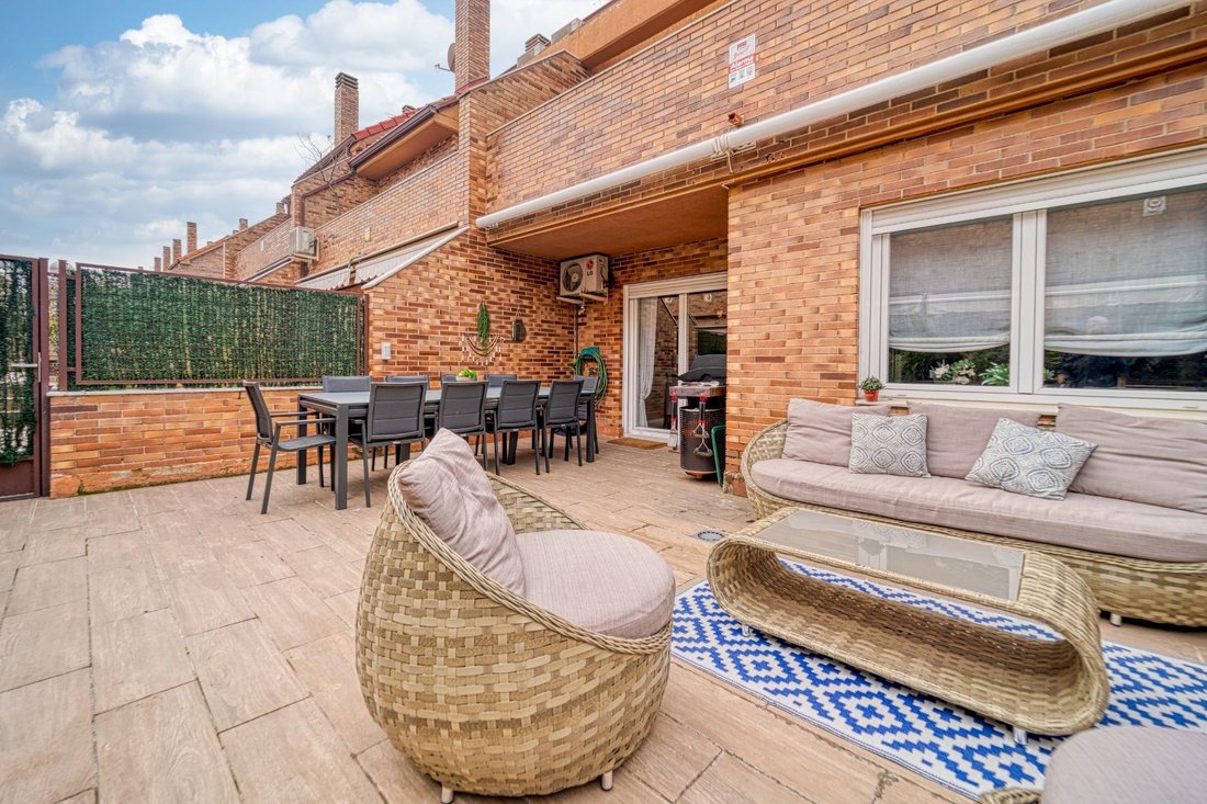 House in Moncloa - Aravaca, Community of Madrid, Spain 2 - 15454386