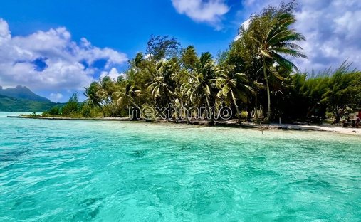 Land in Bora Bora, Leeward Islands, French Polynesia 1
