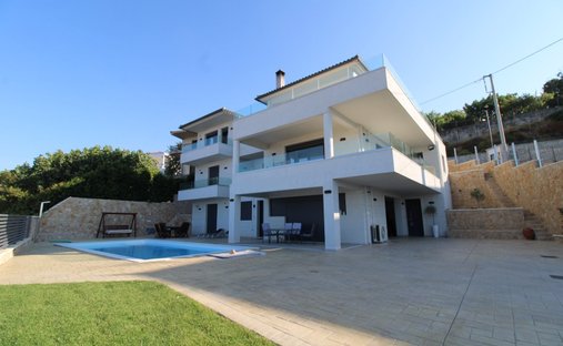 Appartamento in Oropos, Attica, Grecia 1