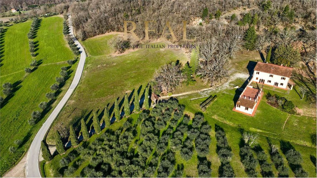 Villa in Scarperia e San Piero, Tuscany, Italy 3 - 15454180