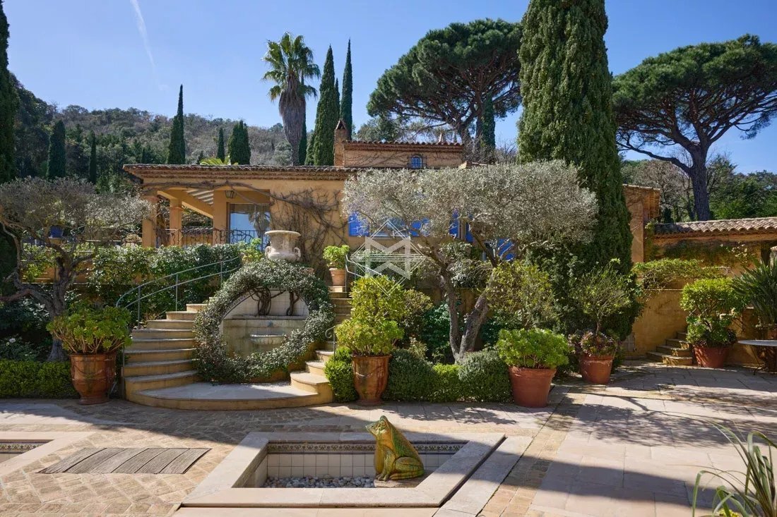 Estate in Ramatuelle, Provence-Alpes-Côte d'Azur, France 3 - 15452925