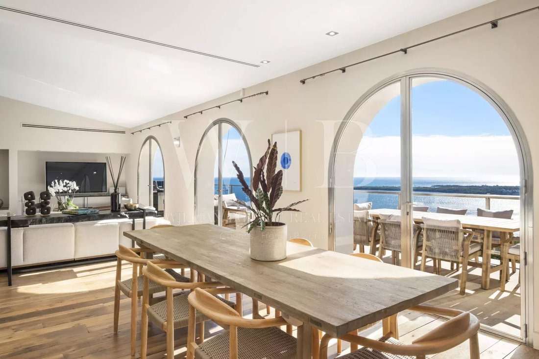 Villa in Cannes, Provence-Alpes-Côte d'Azur, France 3 - 15453800