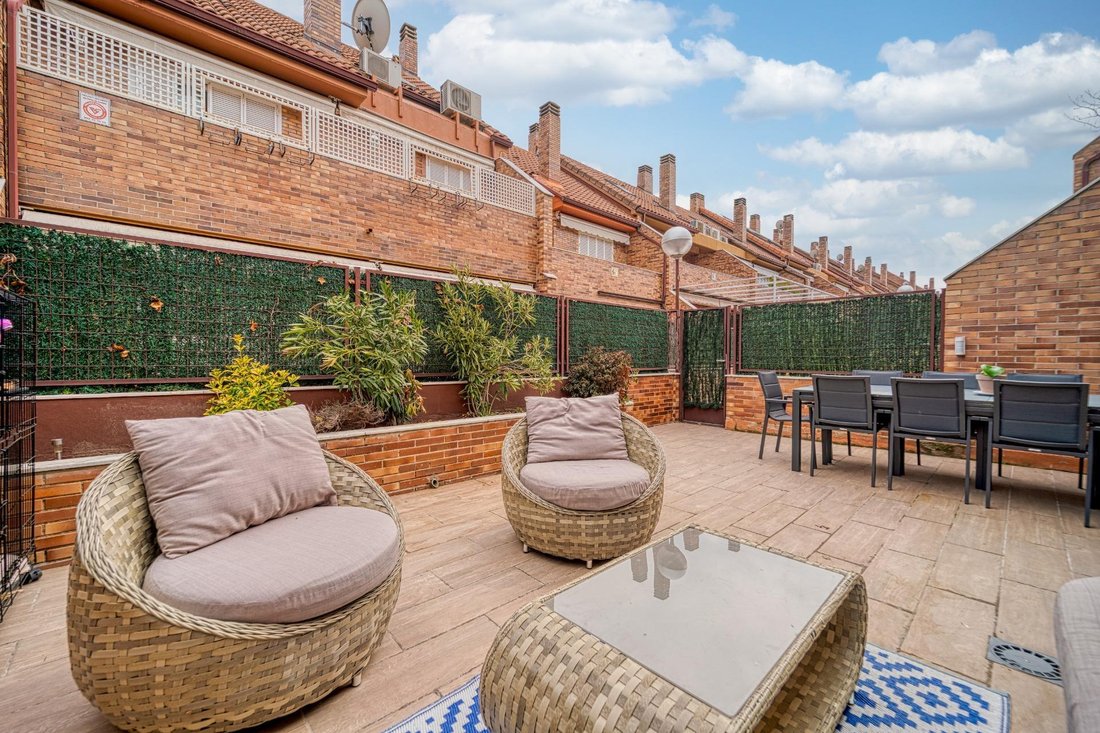 House in Moncloa - Aravaca, Community of Madrid, Spain 1 - 15454386