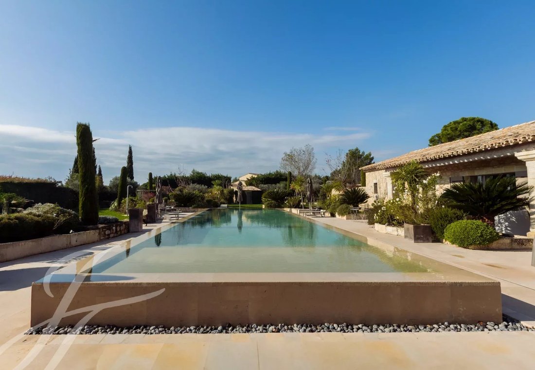Country House in Saint-Rémy-de-Provence, Provence-Alpes-Côte d'Azur, France 5 - 15452607