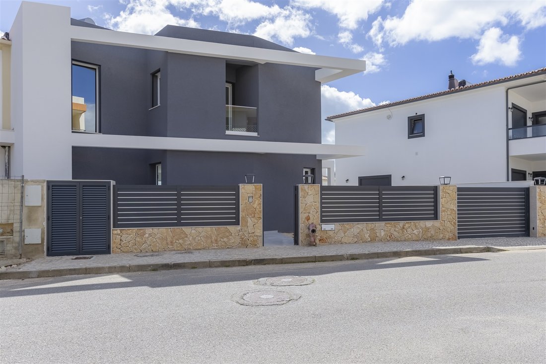 House in Mexilhoeira Grande, Algarve, Portugal 1 - 15377169