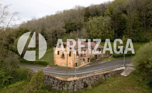 House in Centro, Donostia-San Sebastian, Spain 1