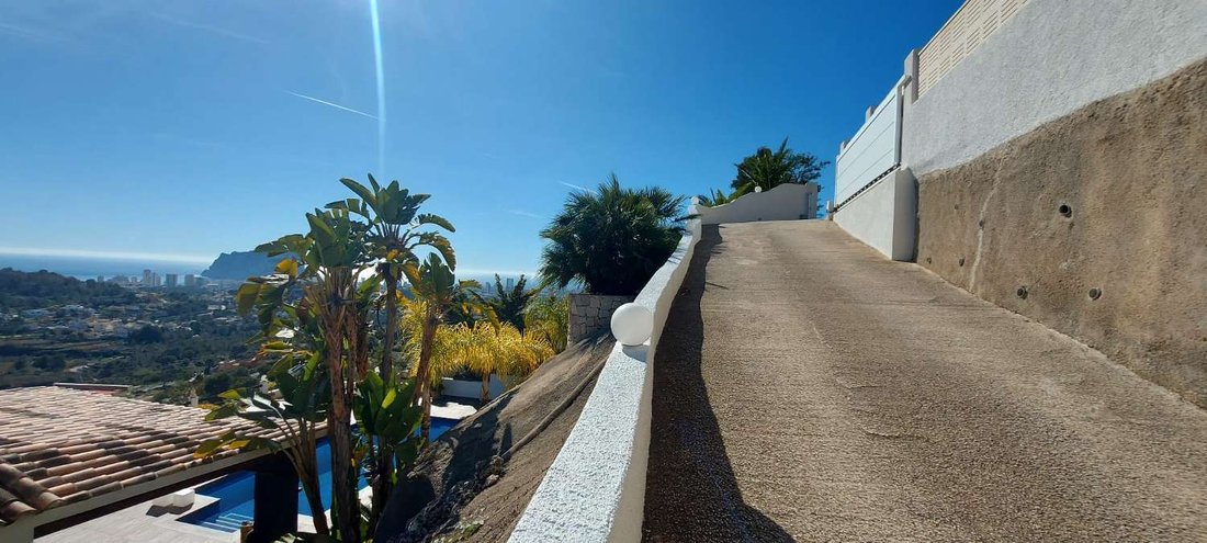 Villa in Calp / Calpe, Valencian Community, Spain 5 - 15454387