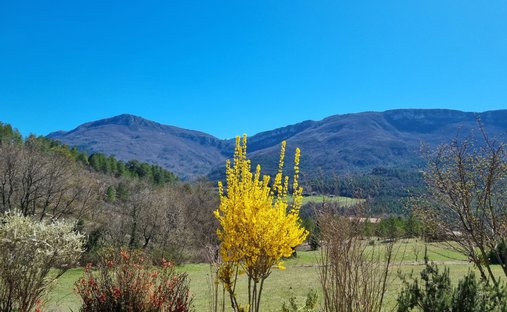 Castle for Sale in Sisteron, Provence-Alpes-Côte d'Azur, France