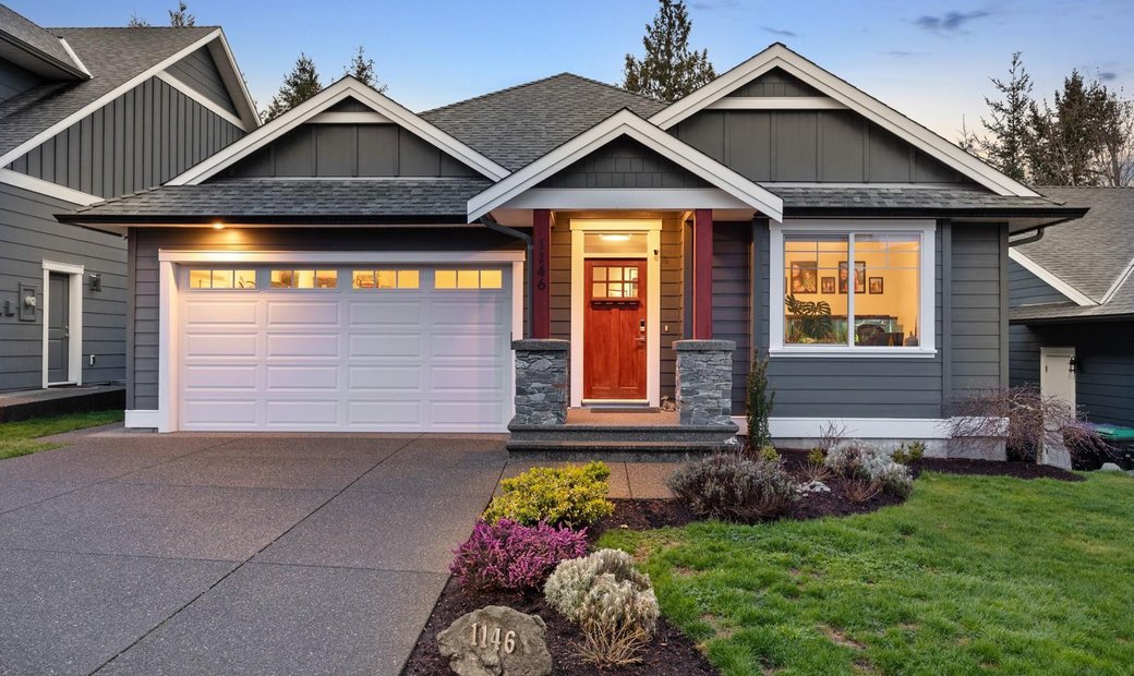 Stunning 2,500+ Sq Ft Rancher+Walkout In Courtenay, British Columbia ...