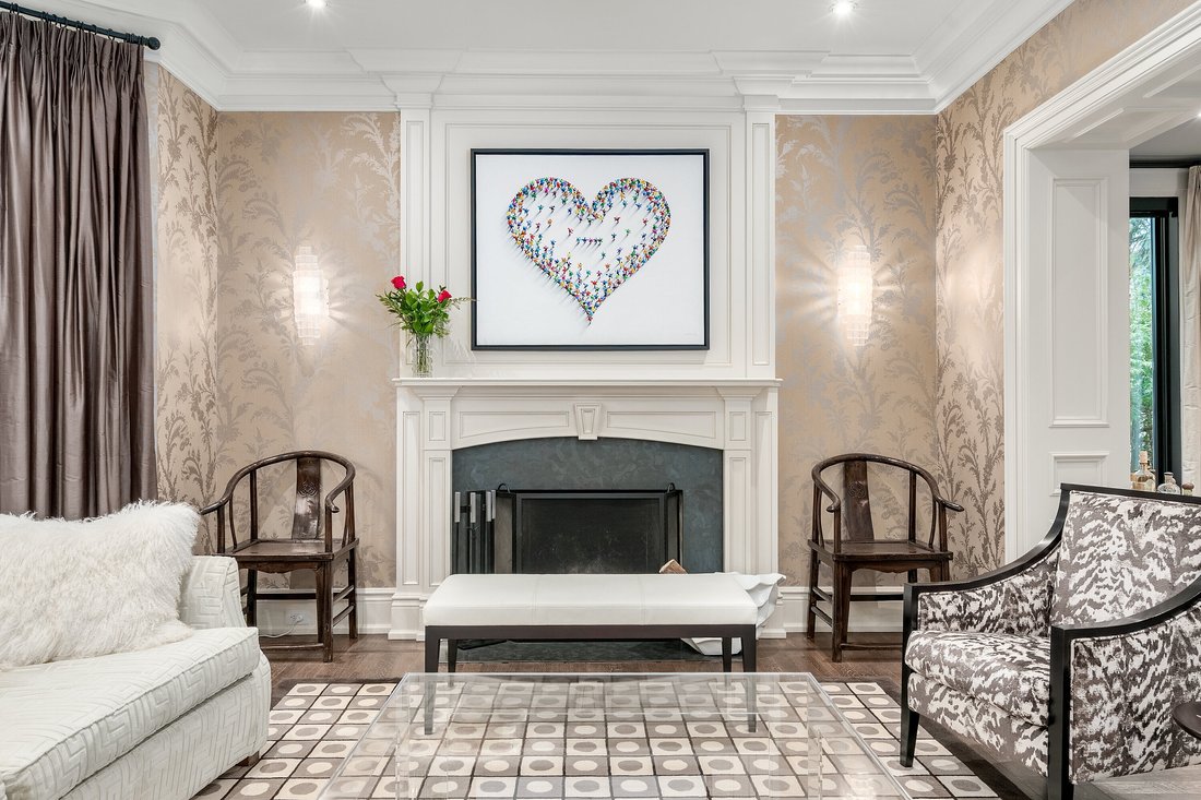 House in Toronto, Ontario, Canada 4 - 15454276