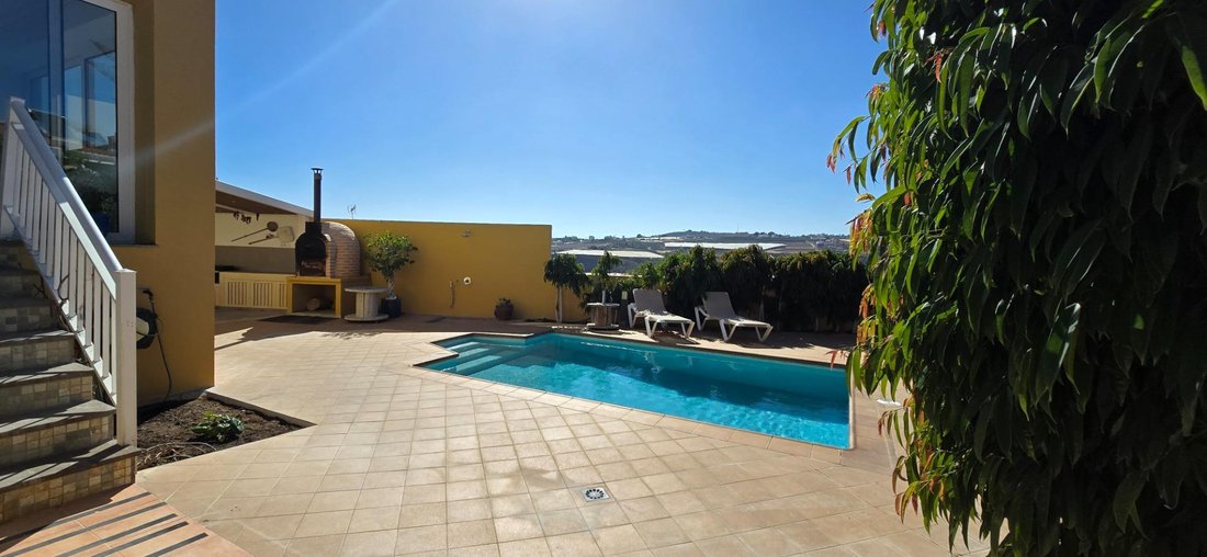 Villa in San Bartolome de Tirajana, Canary Islands, Spain 3 - 15454802