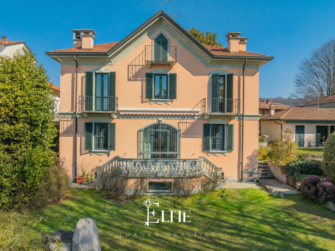 Villa in Lisanza, Lombardy, Italy 2 - 15456023