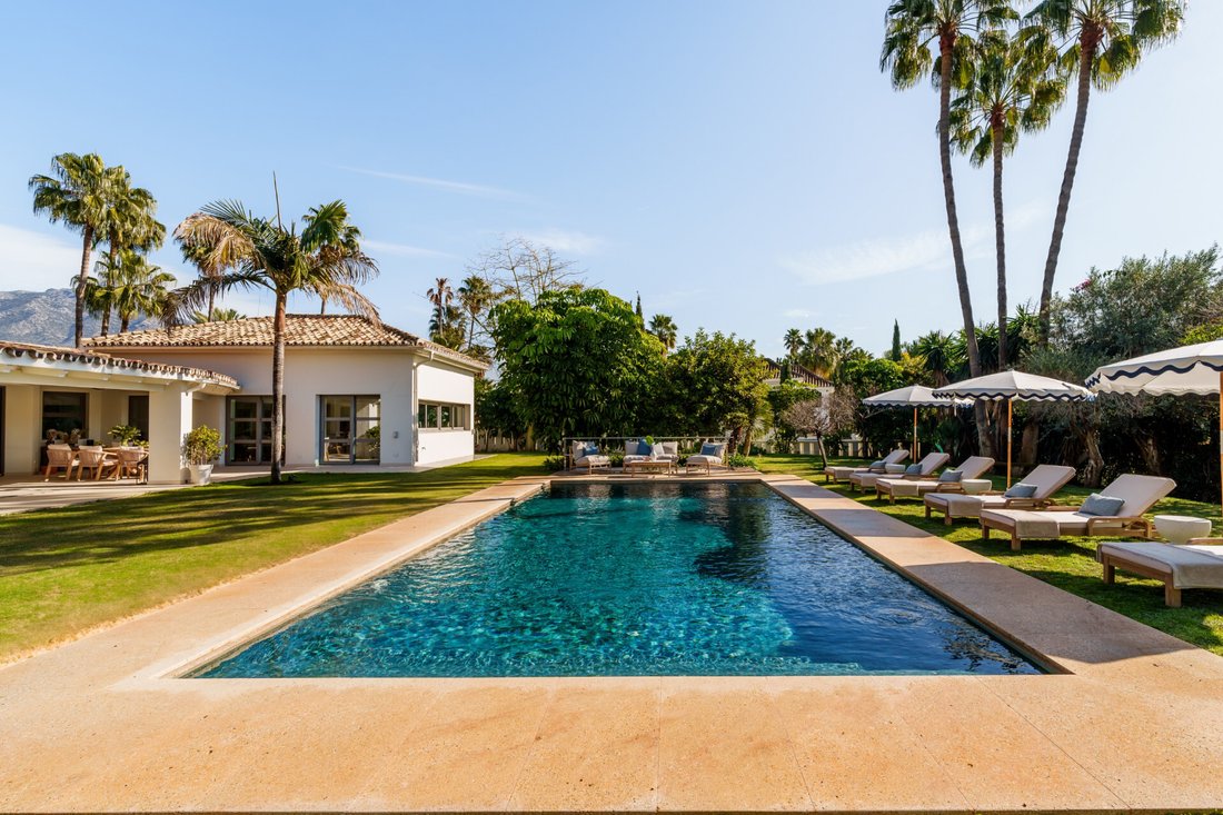 Villa in Nueva Andalucia, Marbella, Spain 1 - 15455689