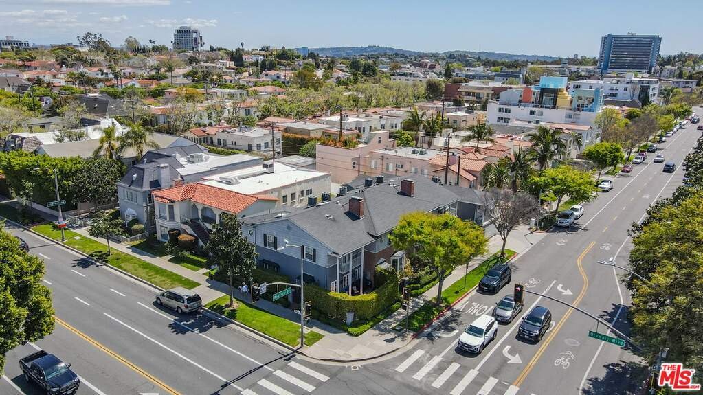 Multi Unit (2 4) Beverly Hills In Beverly Hills, California, United