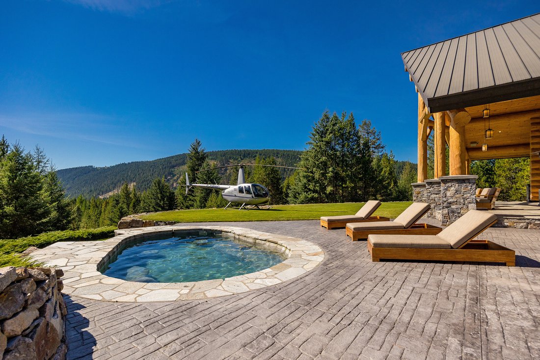Farm Ranch in Beaverdell, British Columbia, Canada 2 - 15455710