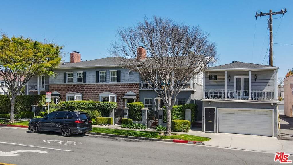 Multi Unit (2 4) Beverly Hills In Beverly Hills, California, United