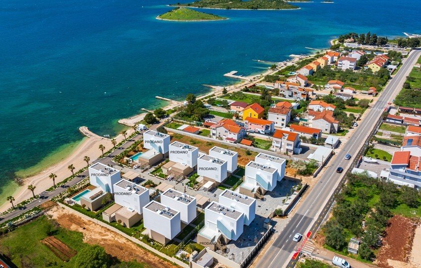 Villa in Sveti Filip i Jakov, Zadar County, Croatia 2 - 15455846