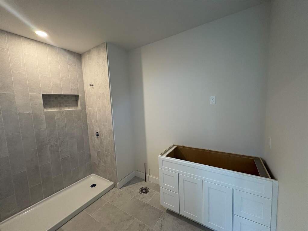 House in Spackenkill, New York, United States 3 - 15455864