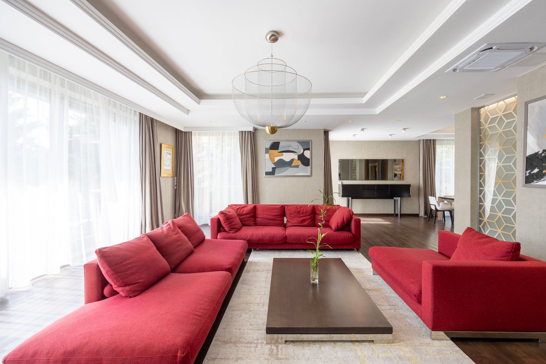 House in Budapest, Hungary 4 - 15484326