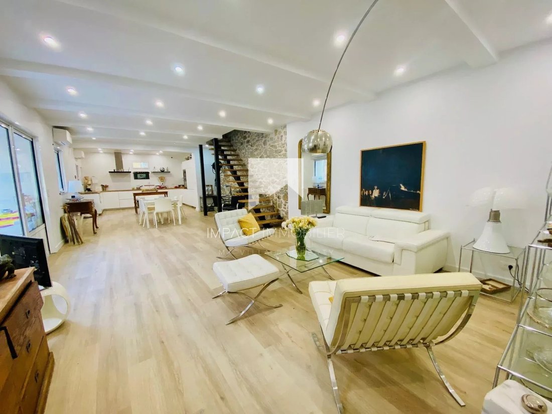 House in Hyeres, Provence-Alpes-Côte d'Azur, France 1 - 15457783