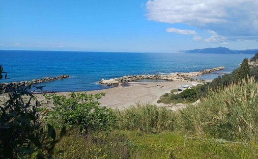 Land in Meliteieis, Peloponnese, Western Greece and the Ionian, Griechenland 1