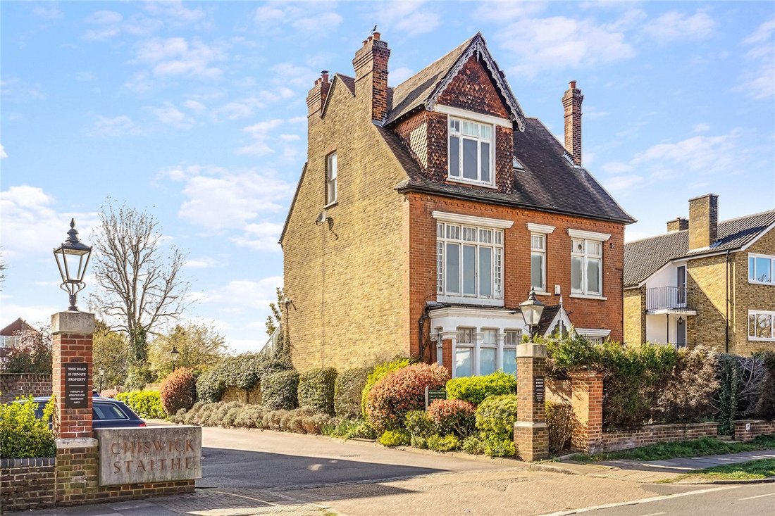 House in Chiswick, Hounslow, England 1 - 15457799