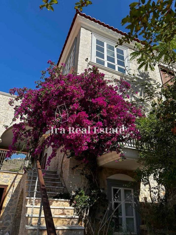 House in Hydra, Attica, Greece 1 - 15456550