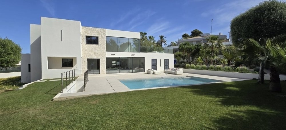 House in Rotes Velles, Calvia, Balearic Islands 3 - 15458210