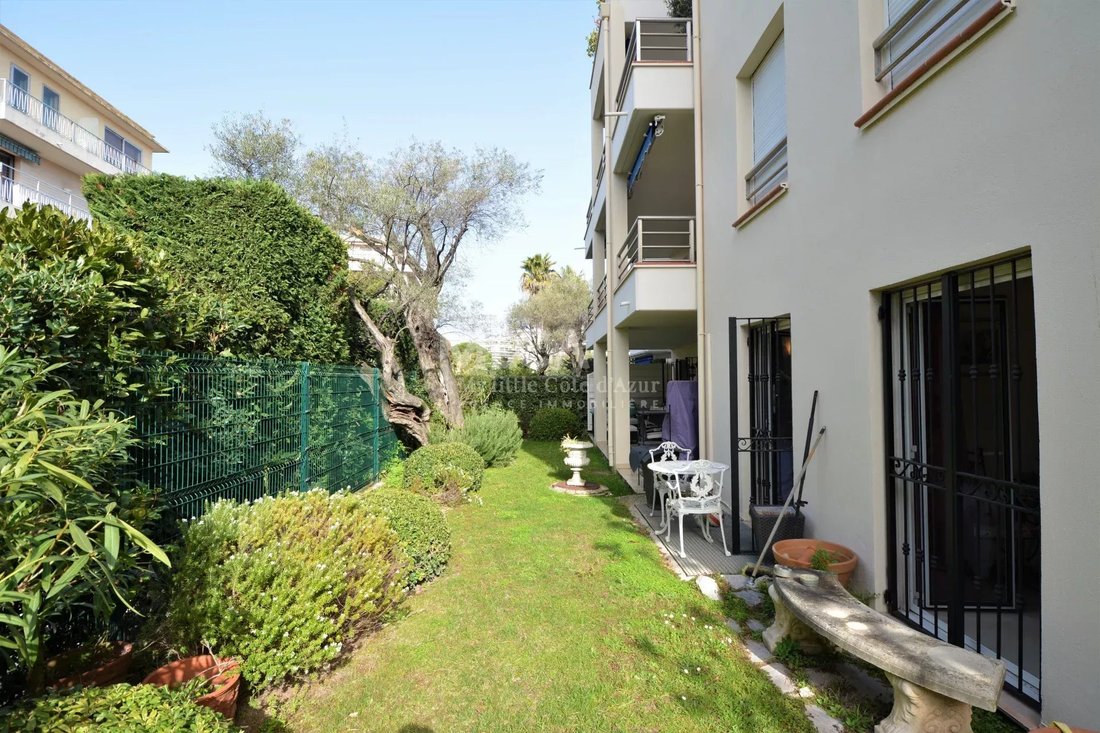 Apartment in Antibes, Provence-Alpes-Côte d'Azur, France 2 - 15456659