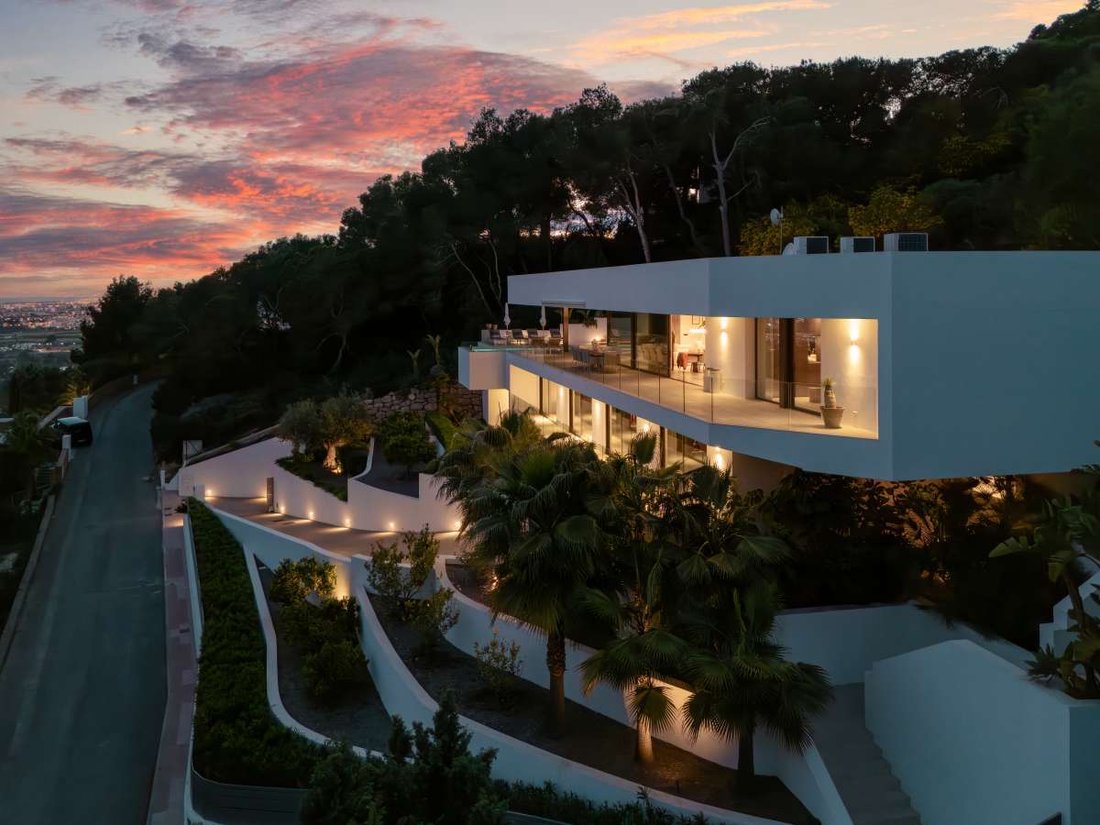 Villa in Can Furnet, Santa Eularia des Riu, Balearic Islands 1 - 15456323
